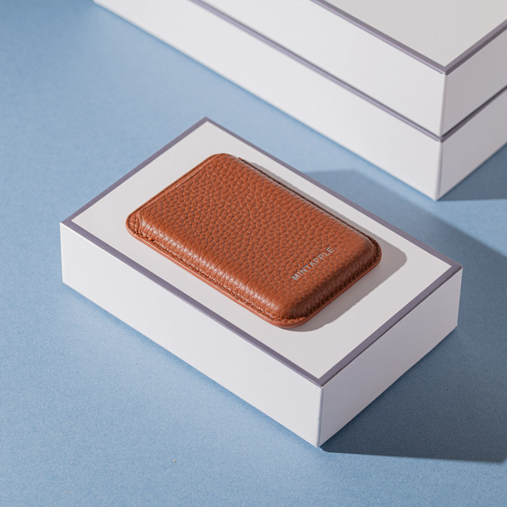 Top Grain Leather MagSafe Wallet in Autumn