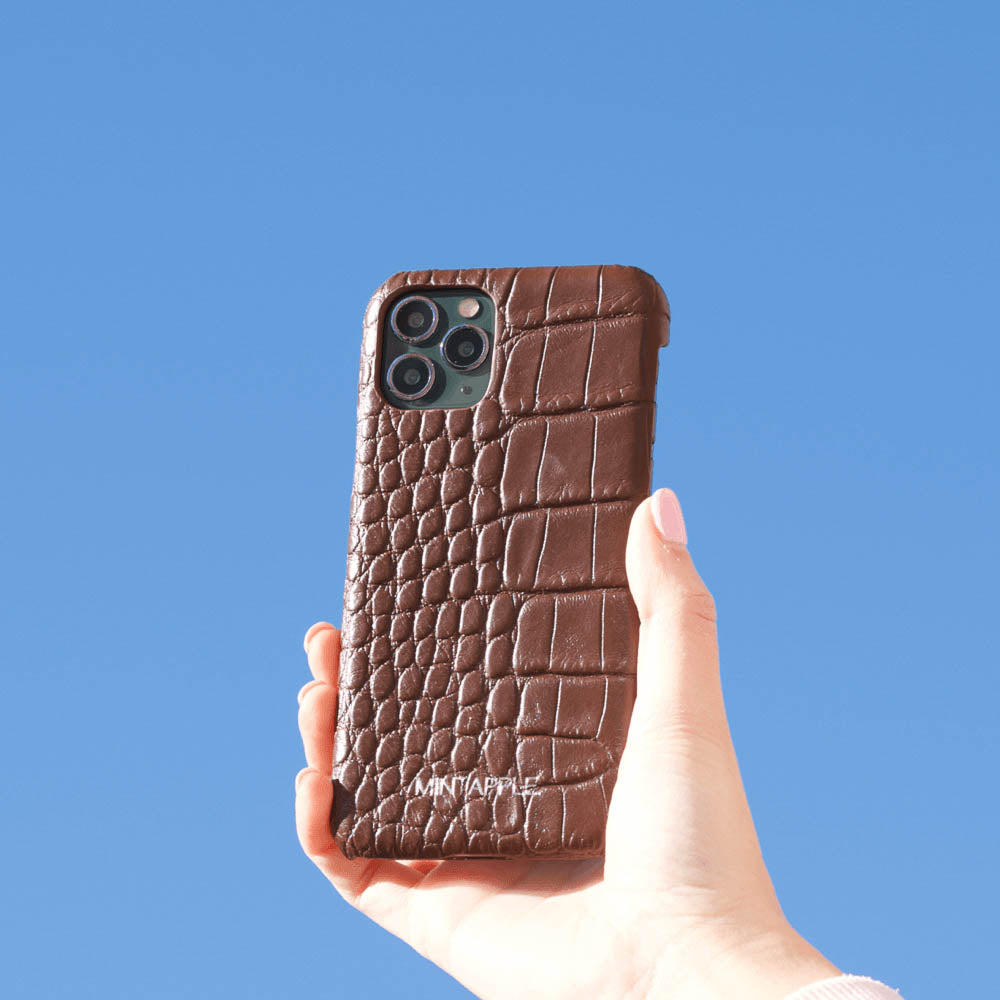 iPhone 11 Pro - Alligator Leather Case - MINTAPPLE.