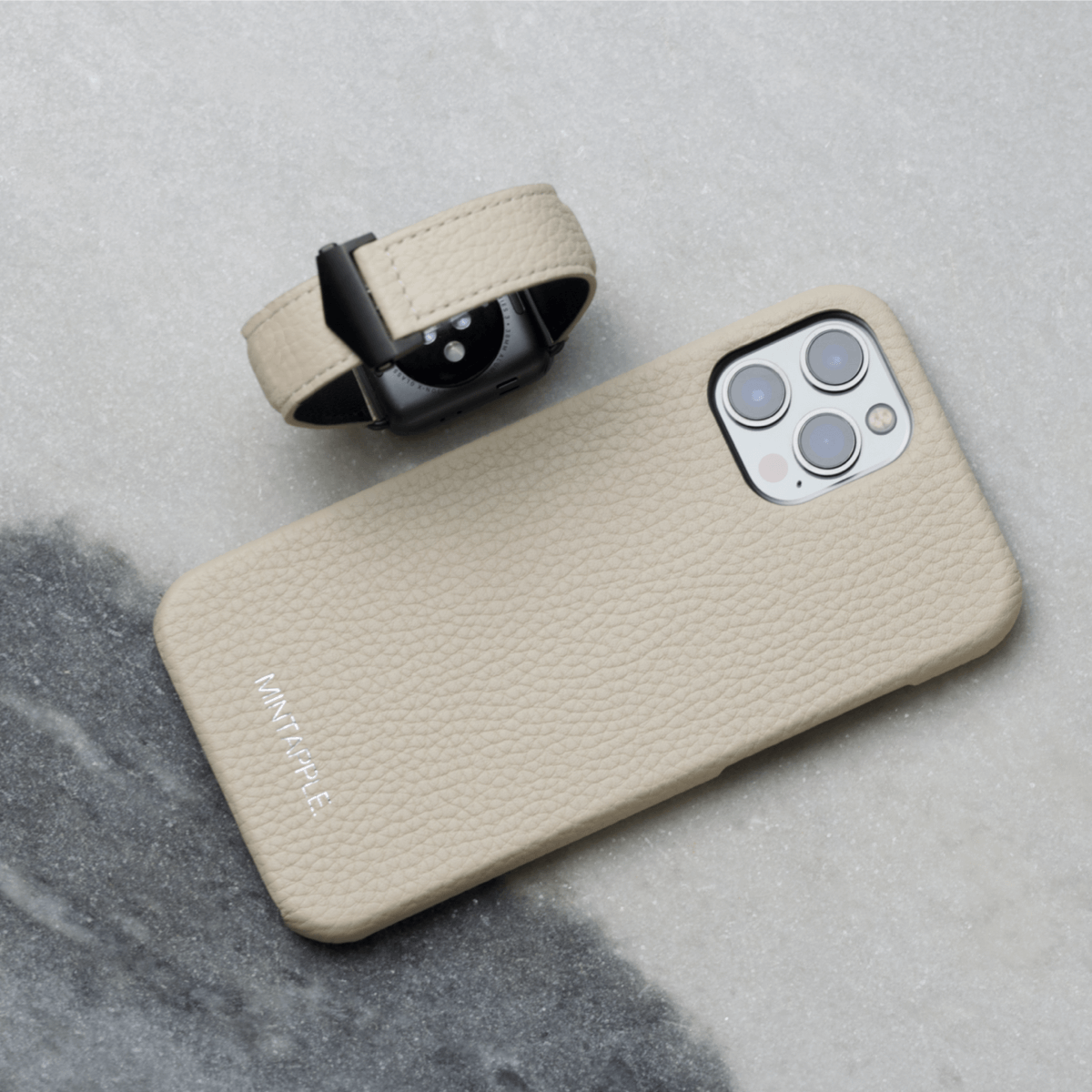 iPhone 15 Pro | Top Grain Leather Case